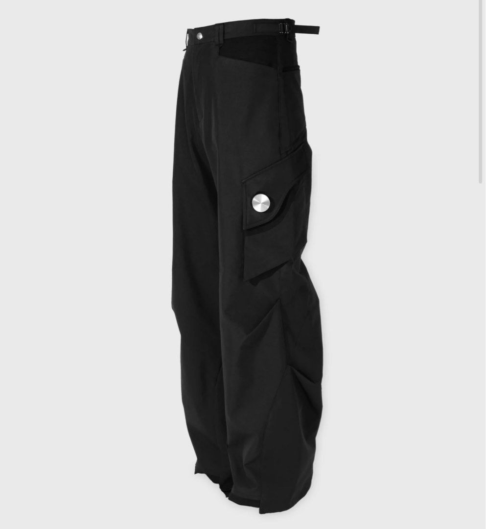 CMMAWEARのSSENSE 日本限定 ブラウン Gaia カーゴパンツがセール中