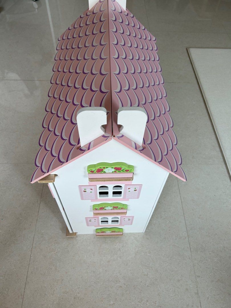 Doll House Le Toy Van Sophie's Wooden Dolls House, Hobbies Toys