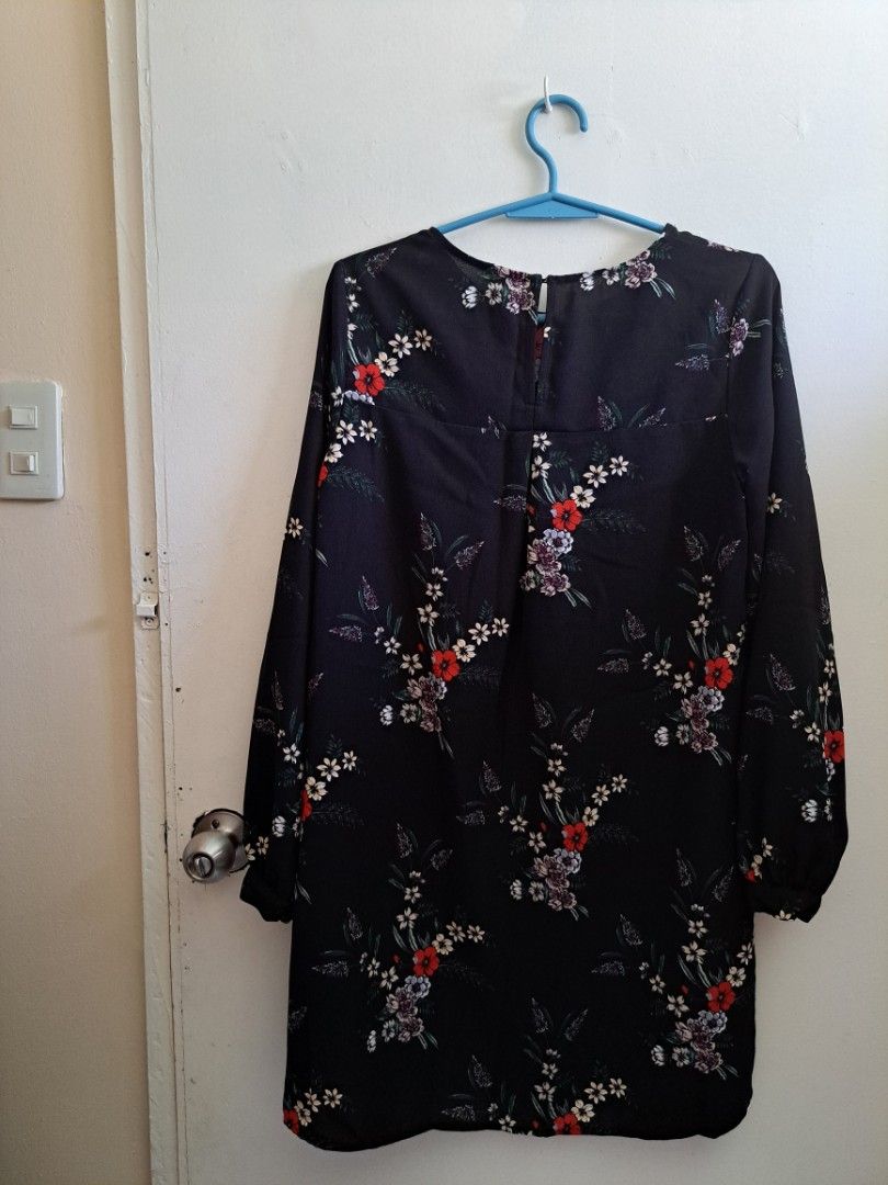 H & M Black Floral Long Sleeve Dress, Women's Fashion, Dresses & Sets,  Dresses on Carousell