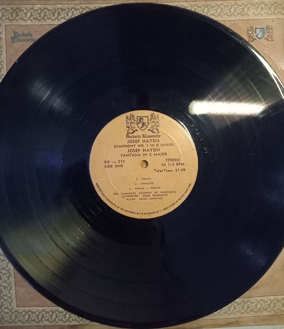 HAYDN & MOZART LP #116 (Category: Vinyls) located in Iloilo. Submitted by cdex.200300 (Listing ID 1294520310, Image 3). Description: Description: JOSEF HAYDN and WOLFGANG AMADEUS MOZART Long-Playing Album The two great classical composers with one of their best pieces. Remarks: • My Jazz/Classic collection from the 80s. • Inner sleeves are still intact. • The vinyl record is in good condition; surprisingly, you barely hear any noise. • No major s