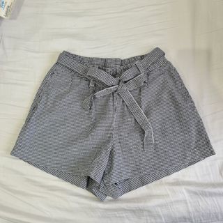 Forme Houndstooth Shorts with Tie Garterized