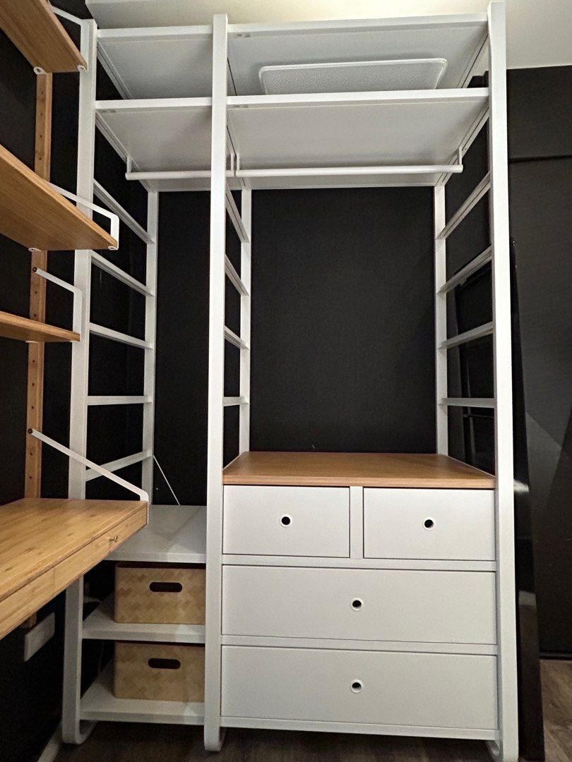 IKEA 白色 開放式衣櫃 （未固定，可移動） 照片瀏覽 1
