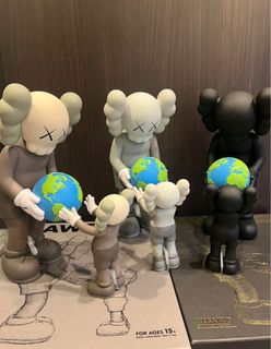 Kaws Collections ✖️✖️ Collection item 1