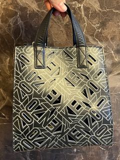 (Category: ) located in . Submitted by theegluxe (Listing ID 1294540885, Image 1). Description: .