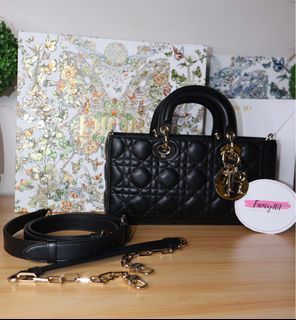 (Category: ) located in . Submitted by thefancy101luxurymanila (Listing ID 1294590690, Image 1). Description: .