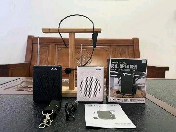 lapel wireless (Category: Microphones) located in Manila. Submitted by minidivisoria (Listing ID 1294496677, Image 1). Description: BTS-1383 =₱480 Lapel wireless microphone 🎤 BTS-1385=₱380 Lapel wired microphone 🎤 3inch speaker available color:black,white Connect to any audio player with wireless function open for cod delivery 🚚 around metro manila lalamove delivery 🚚.