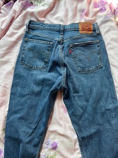 (Category: ) located in . Submitted by jeezella (Listing ID 1294460512, Image 1). Description: .