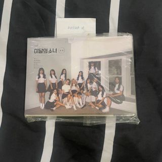LOONA ++ NORMAL A VER| UNSEALED