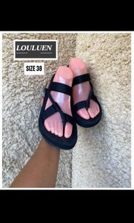 Louluen hiking sandal