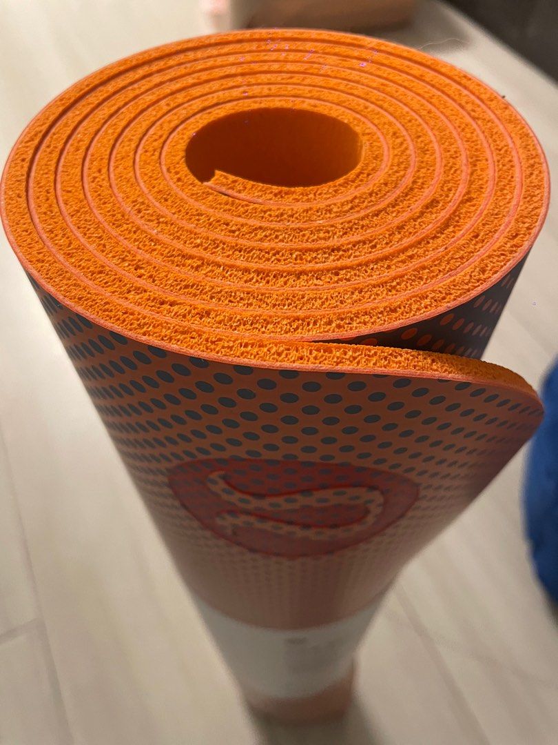 Lululemon The Mat 5mm Yoga Mat 瑜珈墊, 運動產品, 運動與健身, 運動與健身- 運動地墊- Carousell