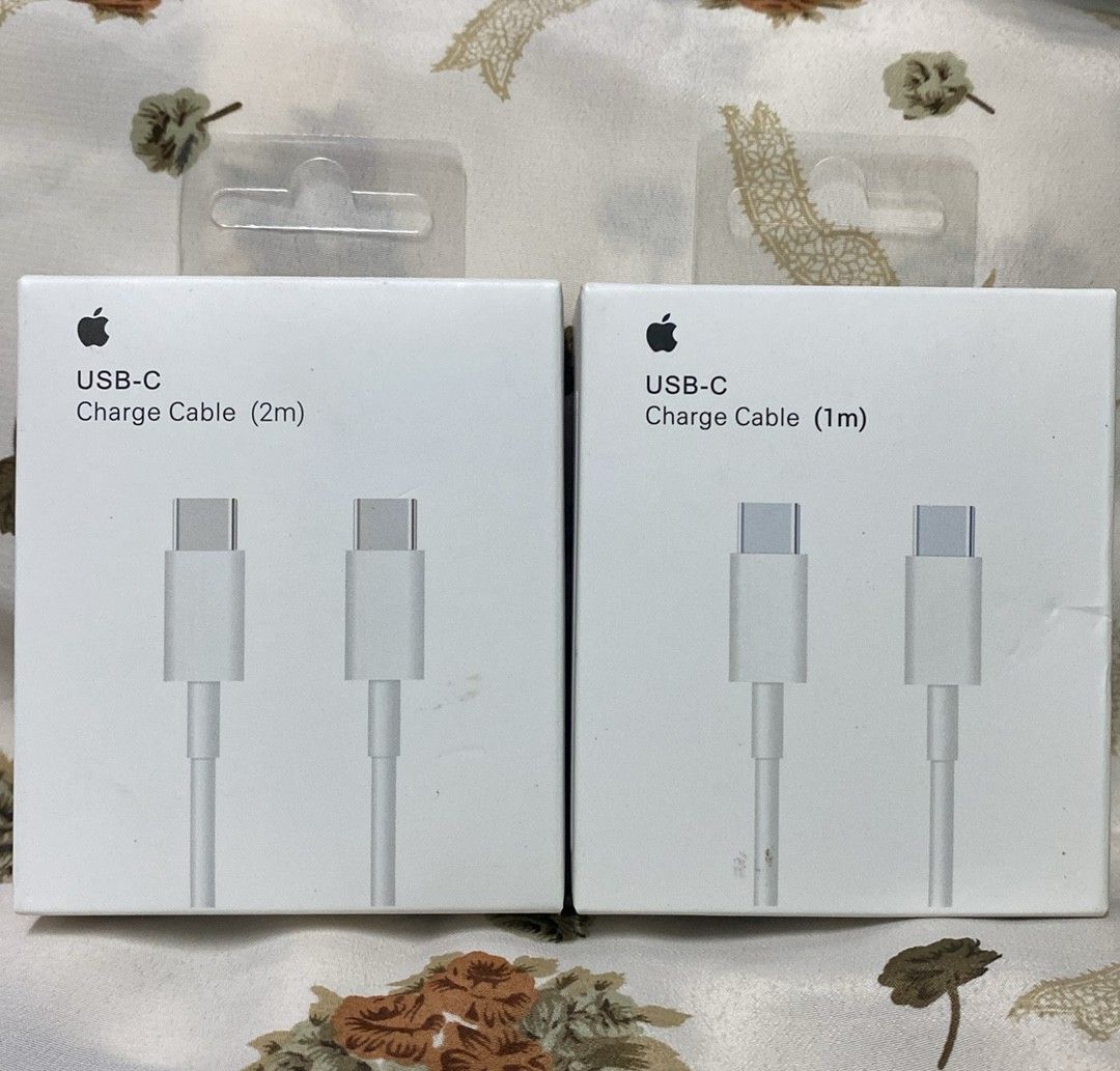 MACBOOK CHARGER TYPE C TO C CABLE 1M (Category: Chargers & Cables) located in Manila. Submitted by milasgadgetph (Listing ID 1294473064, Image 1). Description: .