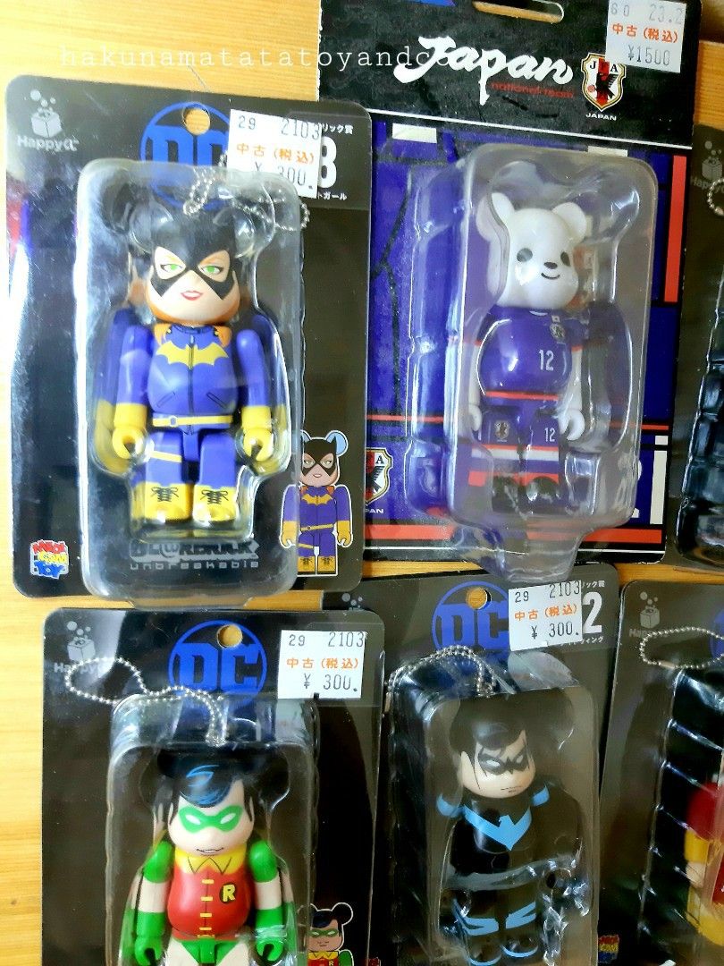 Medicom 100% bearbricks Authentic (Category: Designer & Blind Box Toys) located in Cavite. Submitted by hakunamatatatoyandcollectibles (Listing ID 1294500613, Image 3). Description: price range differntly per piece pm for more info.