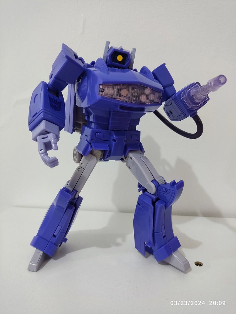 MP-29 Transformers Masterpiece Shockwave (Destron Laserwave) by Takara Tomy (Category: Figurines & Statues) located in Paranaque City. Submitted by coolcollectorstuff (Listing ID 1294592000, Image 2). Description: MP-29 Transformers Masterpiece Shockwave / Destron Laserwave by Takara Tomy Back in Box, excellent condition Complete accessories .