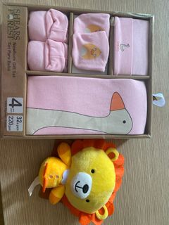 (Category: ) located in . Submitted by art_cushion (Listing ID 1294538262, Image 1). Description: .
