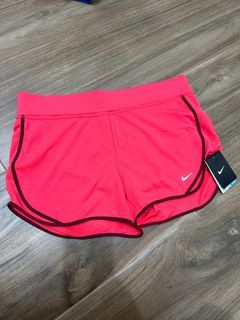 Nike running shorts XL