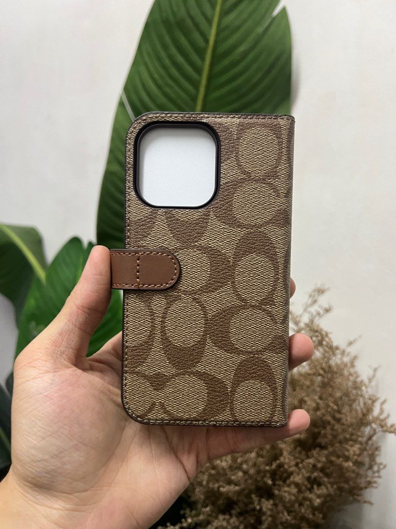 Original Coach Iphone 13 14 Pro Folio Signature Monogram Phone Case  [Khaki], Mobile Phones & Gadgets, Mobile & Gadget Accessories, Cases &  Covers on Carousell