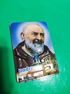 "Padre Pio" over-sized Ref Magnet souvenir/2000s era/Wonderful !