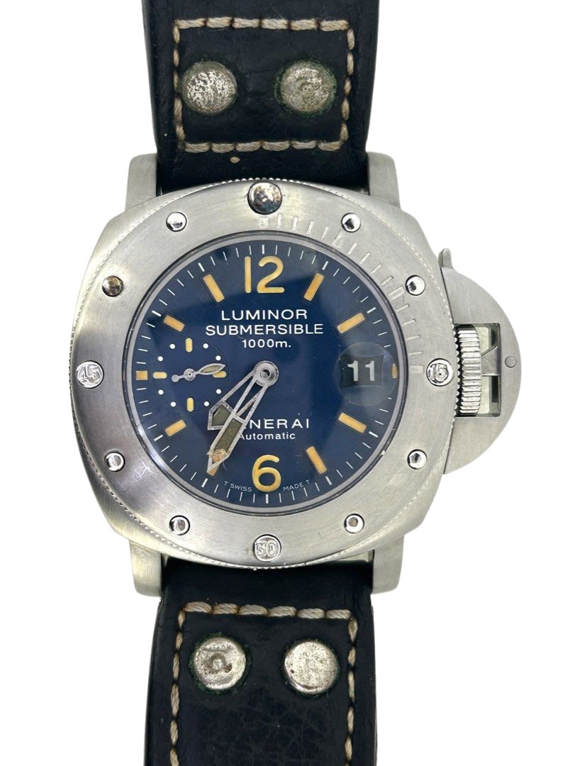 Panerai Luminor Submersible PAM 00087 Luxury Watches on Carousell