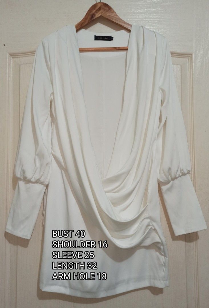 fitted lace wedding dress Stella McCartney Ivory Longsleeve Dress sz 4 l Michael's Luxury Consignment   Michael's Consignment NYC