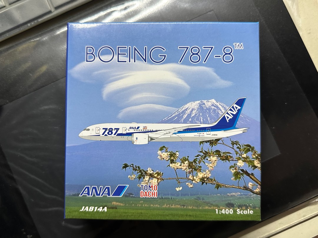 Phoenix 1:400 ANA All Nippon Airways Boeing 787-8 JA814A TOMODACHI 