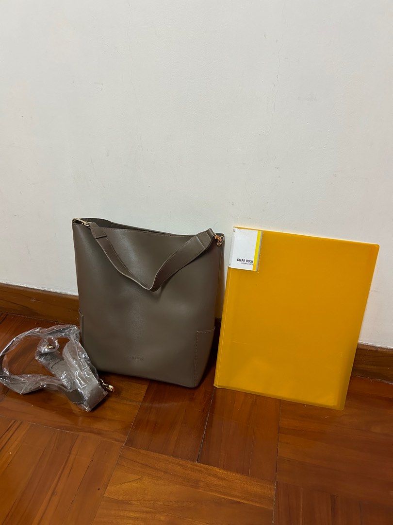 Randeboo RB bucket bag (Graige), 名牌, 手袋及銀包- Carousell