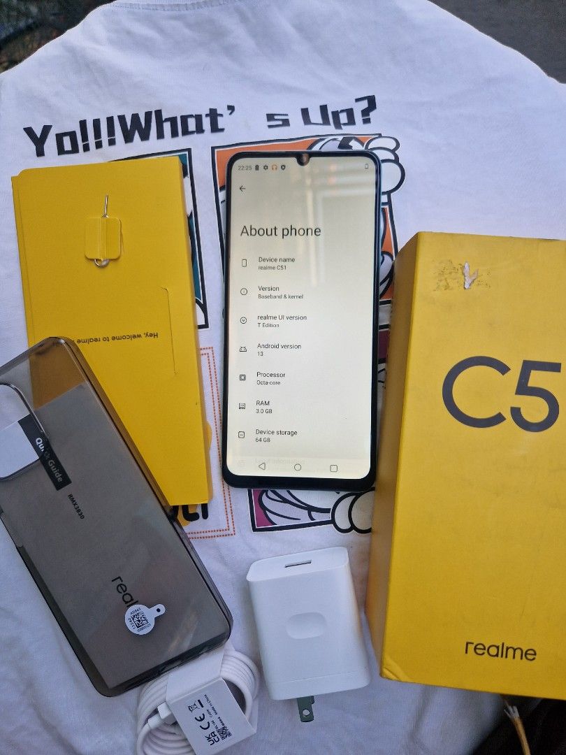 REALME C51 (Category: Realme) located in Quezon City. Submitted by mubrogadgets (Listing ID 1294540217, Image 2). Description: REALME C51 for sale 4999 nalang open for Cash on delivery open for shipping outside of metro manila MALL FULL OUT UNIT 99%SMOOTH(no scratch & dent) 100%no issue 100% original complete packages hindi pa nagagamit ➡️IPS LCD, 90Hz, 560 nits (peak) ➡️Android 13, Realme UI T ➡️Unisoc Tiger T612 (12 nm) ➡️64gb/3gb.