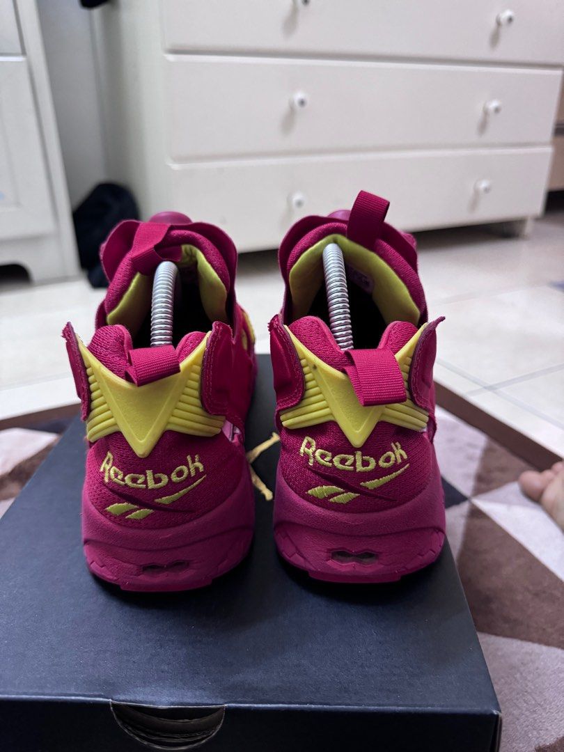 Reebok pump 215 hotsell