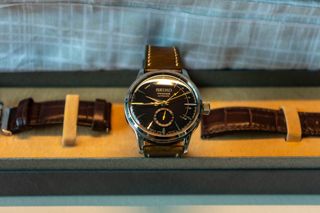 (Category: ) located in . Submitted by caffeinatedchronograph (Listing ID 1294596002, Image 1). Description: .