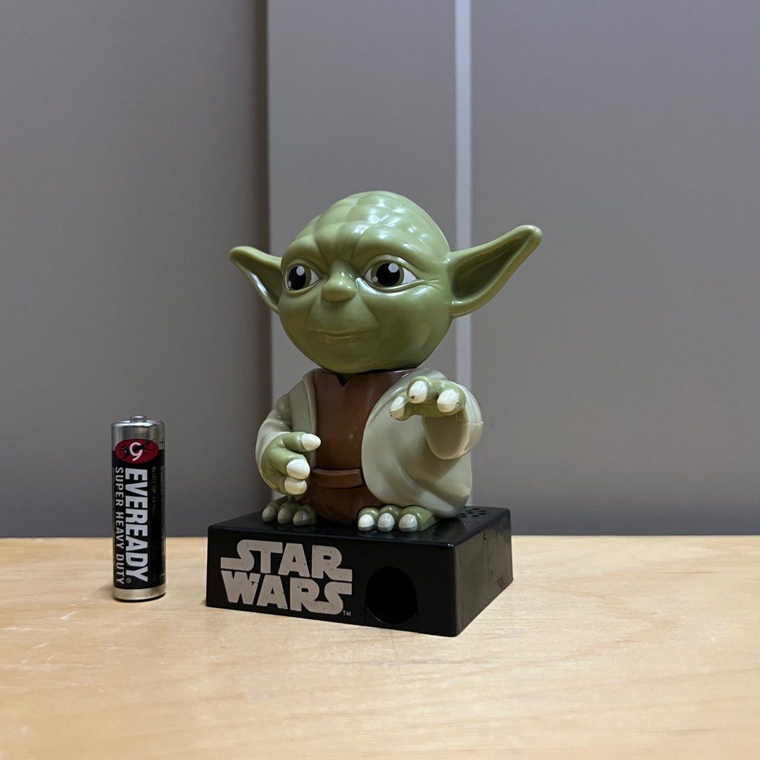 Star Wars Jedi Master Yoda Gumball Candy Dispenser Lucasfilm Disney