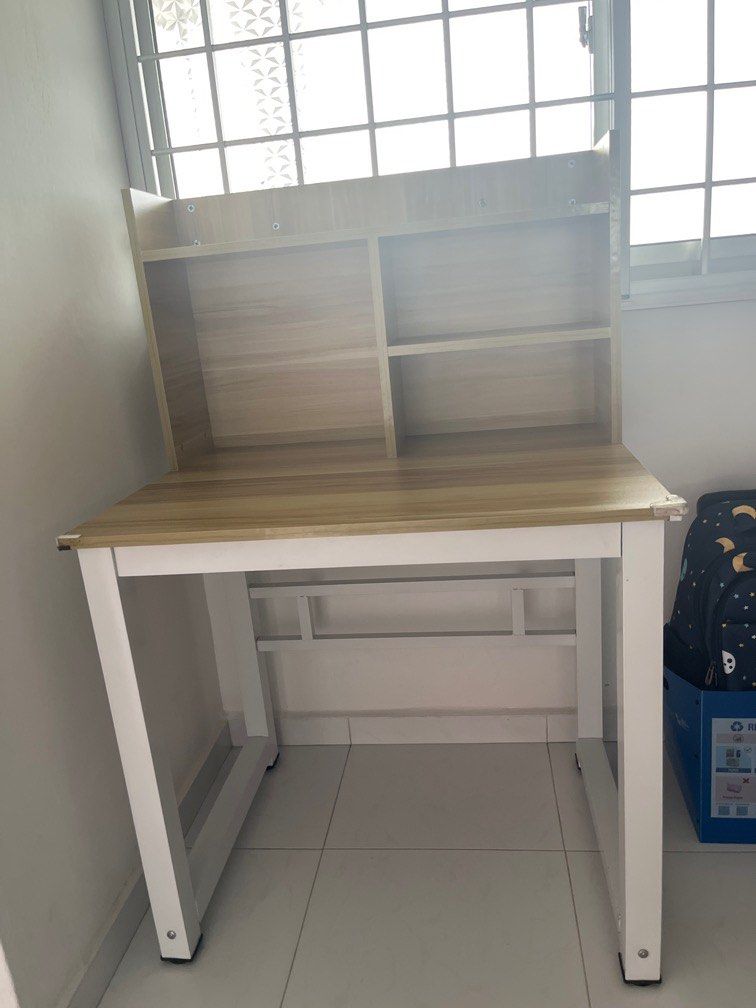 Study Table (Category: Shelves, Cabinets & Racks) located in Singapore. Submitted by tee78sg (Listing ID 1294533100, Image 1). Description: Gotten a bigger table hence not require this table anymore. .