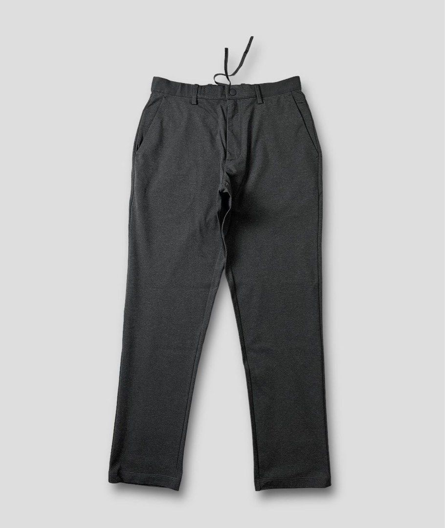 Paloma. Uniqlo Smart Ankle Pants (Ultra Stretch)