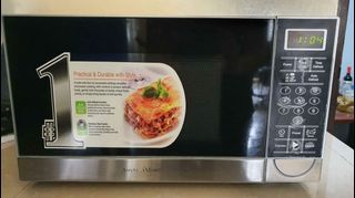 Used: AMERICAN HOME Microwave 25ltr capacity / Php4,000 / (AVAILABLE Sept 1st week)