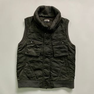 Edwards knitted vest, Men's Fashion, Tops & Sets, Vests on Carousell