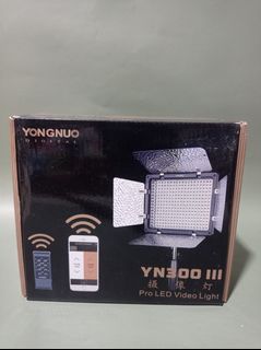 Yongnuo YN300 III Studio led light