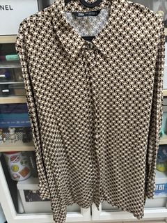 (Category: ) located in . Submitted by fleathecloset (Listing ID 1294526947, Image 1). Description: .