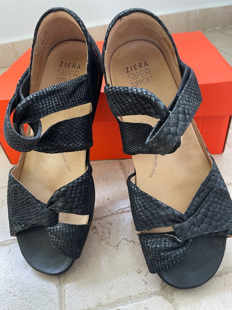 Ziera super comfort with arch support n bunion Women s Fashion Footwear Sandals on Carousell