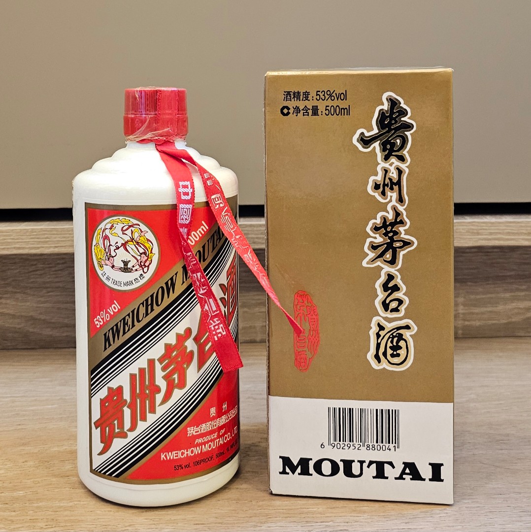 2012年貴州茅台酒500ml 53％vol, 嘢食& 嘢飲, 酒精飲料- Carousell