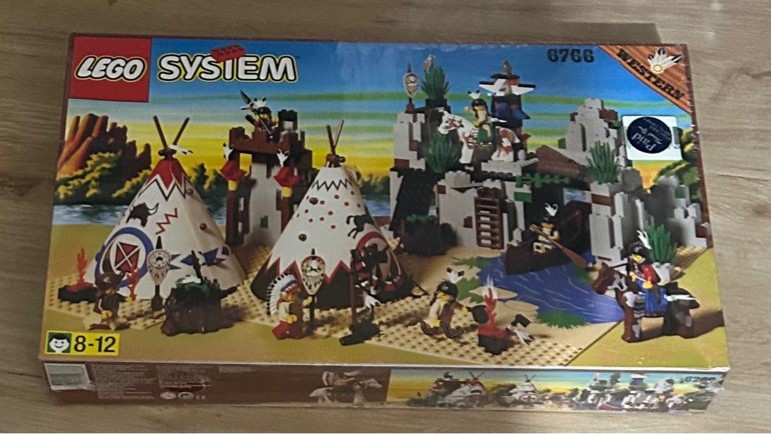 全新未開封印第安人LEGO 6766 Rapid River Village, 興趣及遊戲, 玩具 