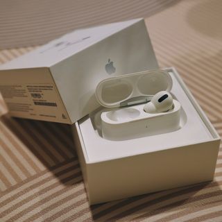 (Category: ) located in . Submitted by shopsyee.sg (Listing ID 1294777503, Image 1). Description: .