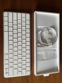 （分類：）位於 。 由 saleslo 提交（商品編號 1294734932，圖片 1）。簡介： 。