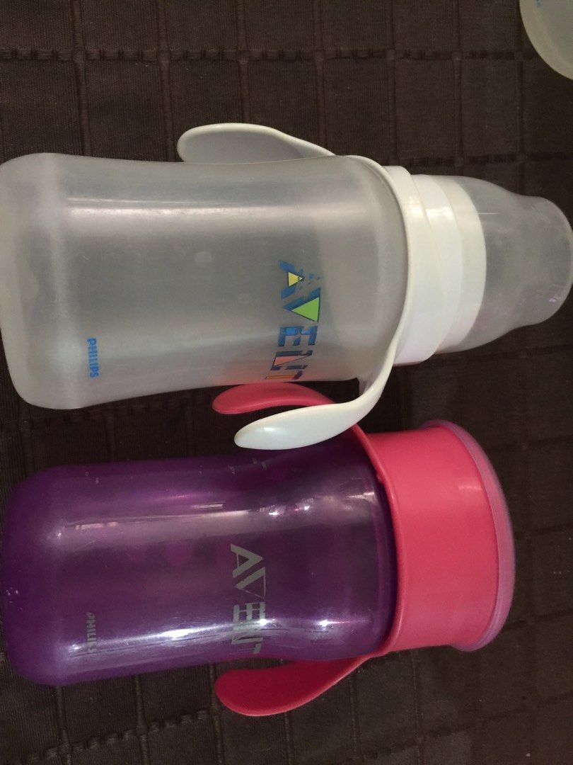 Avent milk bottle and water bottle (Category: Breastfeeding & Bottle Feeding) located in Manila. Submitted by studio_gretta (Listing ID 1294652490, Image 3). Description: Milk bottle is 11oz And purple avent water bottle .
