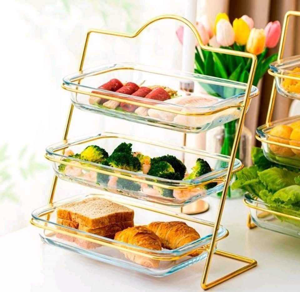 BAKING DISH WITH RACK (Category: Food Organization & Storage) located in San Juan City. Submitted by ccmalinao (Listing ID 1294674342, Image 3). Description: Showcase your food in elegance, bake and serve it with our new ✨ Rectangular Serving Baking Plate with Rack ✨ •Material: High temperature resistance glass • Oven/Microwave/Dishwasher Safe • Rectangular Capacity: 1.5L/2.2L • Versatile Use: Suitable for baking, roasting, cooking, and storing a