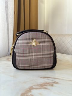 (Category: ) located in . Submitted by preloved_nvs (Listing ID 1294712342, Image 1). Description: .