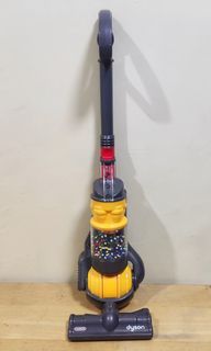 Casdon Dyson Ball Toy Vacuum (Issue With the tube)