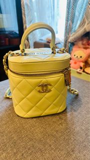 （分類：）位於 。 由 jamjam_luxury 提交（商品編號 1294668807，圖片 1）。簡介： 。