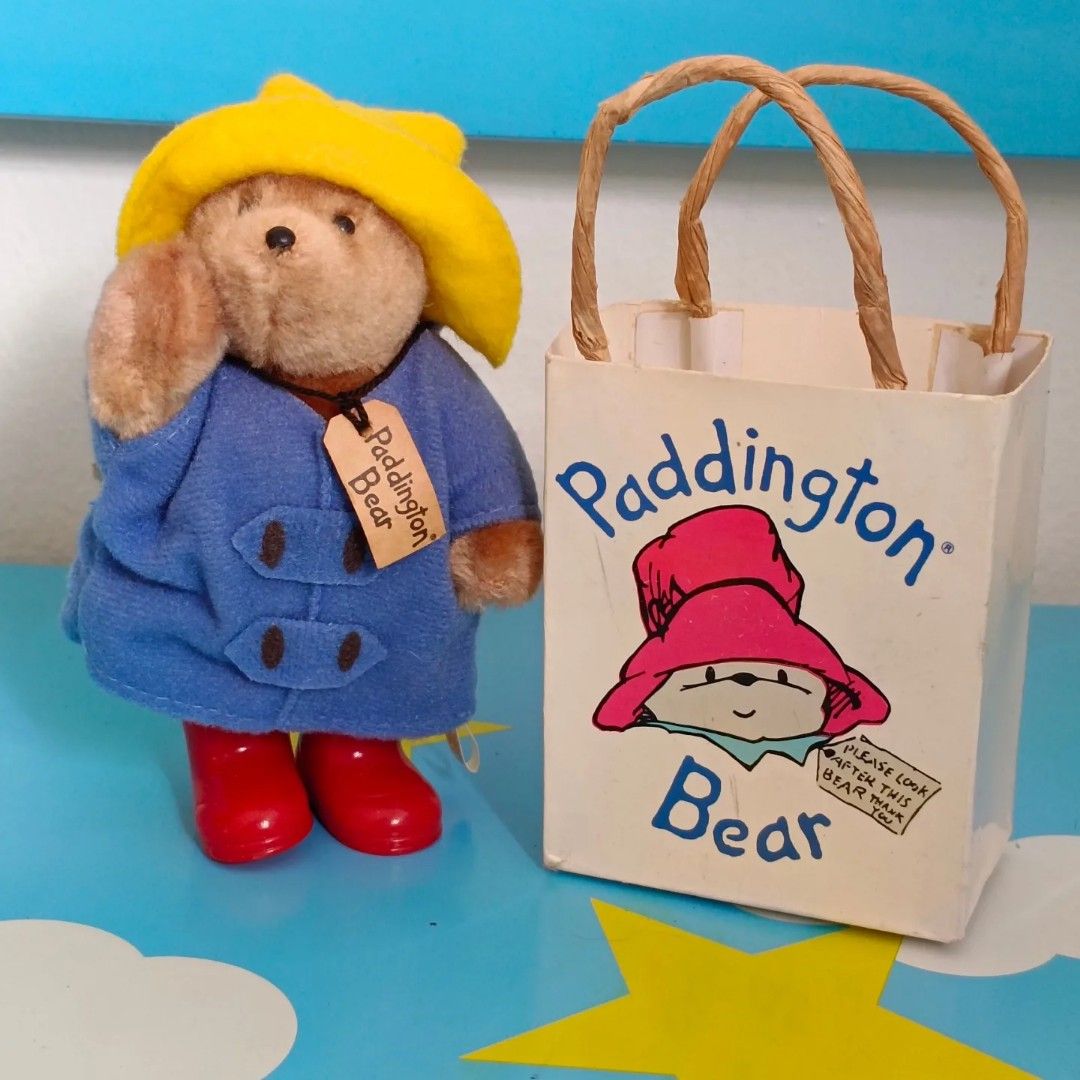 Eden Toys Paddington Bear in a Bag Red Hat and Boots 1986 5 Vintage Hobbies Toys Memorabilia Collectibles Vintage Collectibles on Carousell
