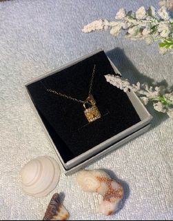 Fashion Necklace, Stainless Gold, Hypo-allergenic with Free Jewelry Box