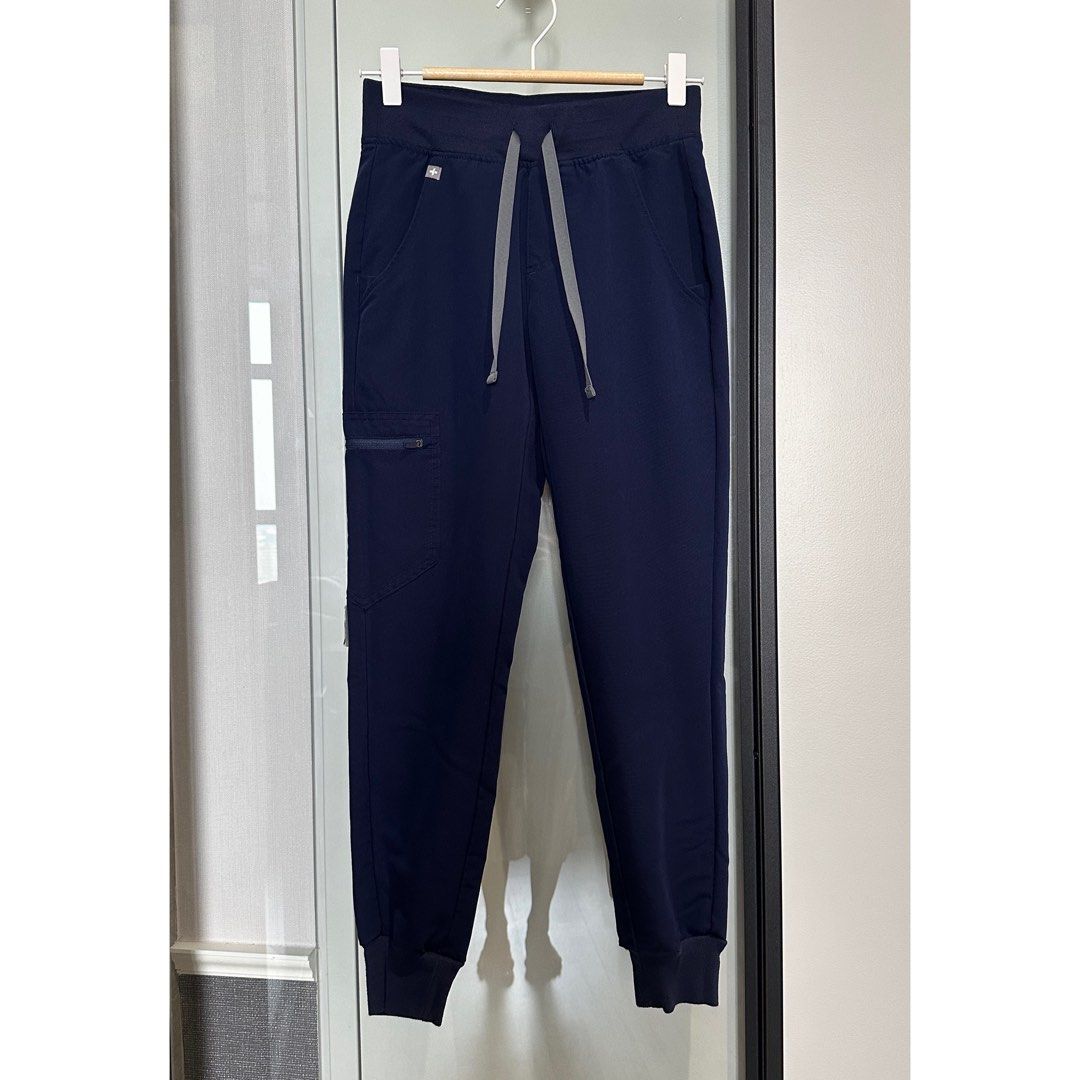 FIGS High Waisted Zamora Joggers XS, Women's Fashion, Bottoms, Other  Bottoms on Carousell