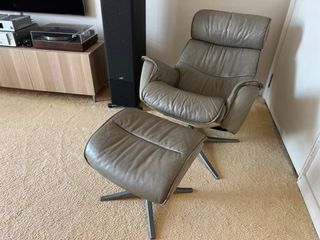 Ikea Malung Swivel Armchair: A Cozy and Versatile Addition to Your Home