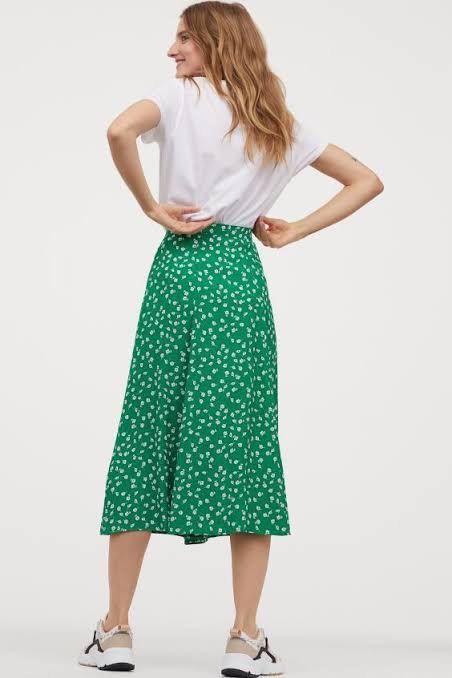 H M Green Floral Midi Skirt Women s Fashion Bottoms Skirts on Carousell